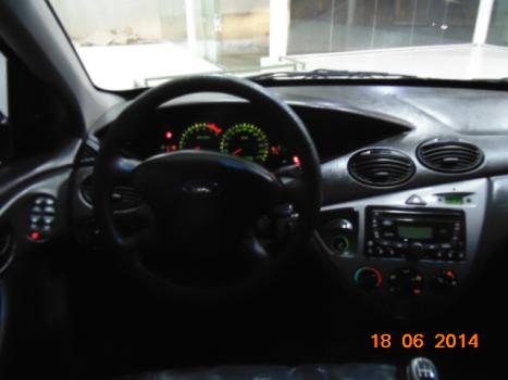 FORD Focus Sedan 2.0 16V 4P GLX FLEX, Foto 3