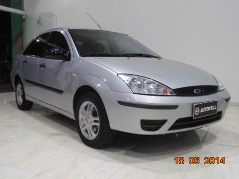 FORD Focus Sedan 2.0 16V 4P GLX FLEX, Foto 1