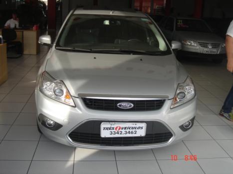 FORD Focus Sedan 2.0 16V 4P FLEX TITANIUM AUTOM�TICO, Foto 2