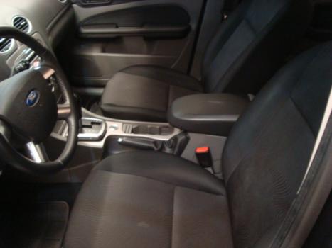 FORD Focus Sedan 2.0 16V 4P, Foto 3