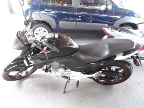 HONDA CB 300 R, Foto 4