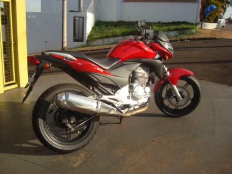 HONDA CB 300 R, Foto 2