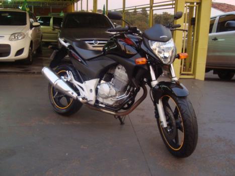 HONDA CB 300 R, Foto 1