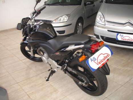 HONDA CB 300 R, Foto 3