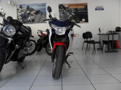 HONDA CBR 250 R, Foto 3