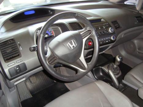 HONDA Civic 1.8 16V 4P FLEX LXS, Foto 4