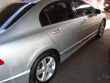 HONDA Civic 1.8 16V 4P FLEX LXS, Foto 2