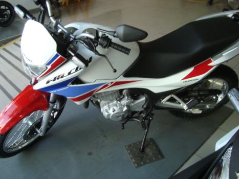 HONDA NX Falcon 400, Foto 2