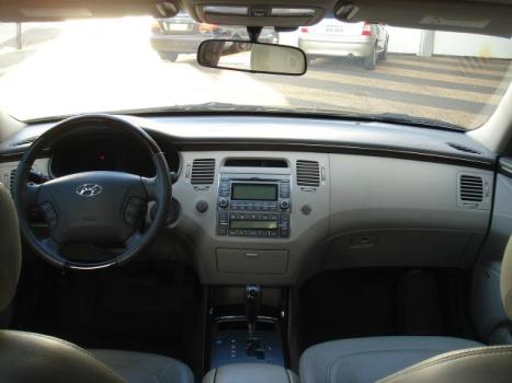 HYUNDAI Azera 3.3 V6 24V GLS AUTOM�TICO, Foto 3