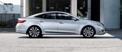 HYUNDAI Azera 3.3 V6 24V GLS AUTOM�TICO, Foto 2