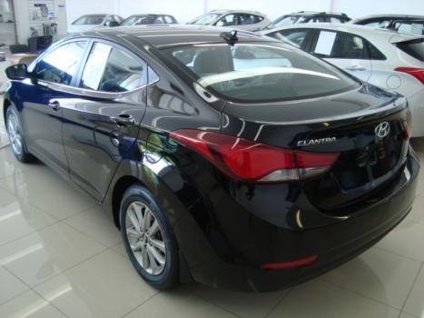 HYUNDAI Elantra 2.0 16V 4P GLS AUTOM�TICO, Foto 2