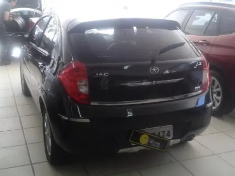 JAC J3 Hatch 1.4 16V 4P, Foto 3