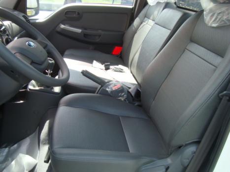 KIA Bongo 2.5 16V K 182 CABINE SIMPLES, Foto 2