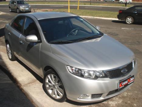 KIA Cerato 1.6 16V 4P SX, Foto 1