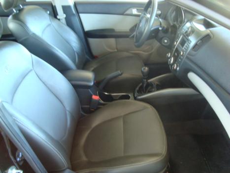 KIA Cerato Sedan 1.6 16V 4P EX, Foto 3