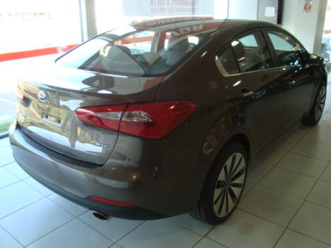 KIA Cerato Sedan 1.6 16V 4P EX, Foto 4