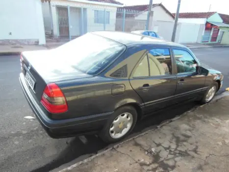 MERCEDES-BENZ C 180 1.8 16V 4P CLASSIC PLUS AUTOM�TICO, Foto 4