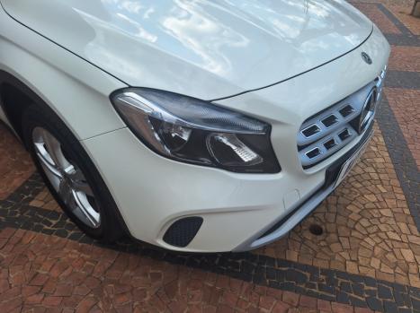 MERCEDES-BENZ GLA 200 1.6 16V 4P FLEX CGI STYLE TURBO AUTOM�TICO, Foto 6