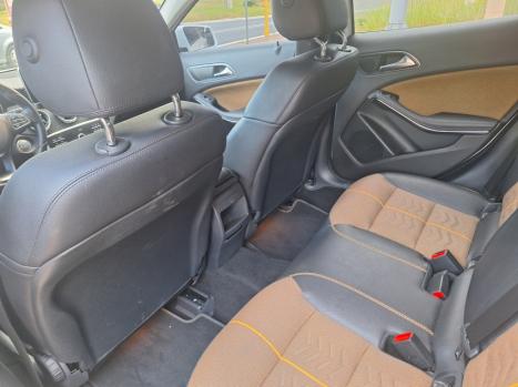 MERCEDES-BENZ GLA 200 1.6 16V 4P FLEX CGI STYLE TURBO AUTOM�TICO, Foto 13