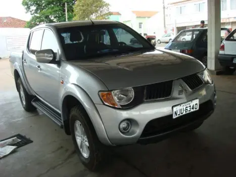 MITSUBISHI L 200 3.2 16V 4X4 TRITON HPE CABINE DUPLA, Foto 4