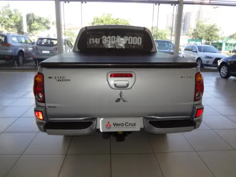 MITSUBISHI L 200 3.2 16V 4X4 TRITON HPE CABINE DUPLA, Foto 3