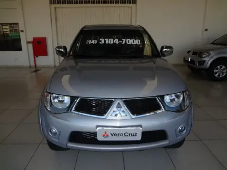 MITSUBISHI L 200 3.2 16V 4X4 TRITON HPE CABINE DUPLA, Foto 2