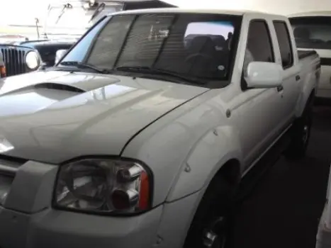 NISSAN Frontier 2.8 XE TURBO DIESEL CABINE DUPLA, Foto 2