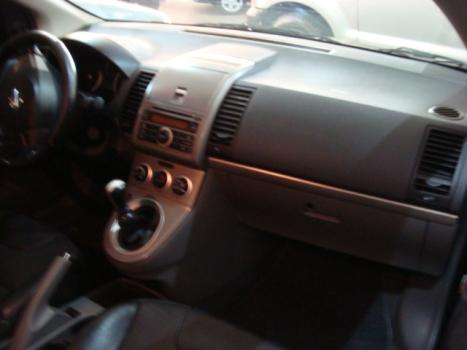 NISSAN Sentra 2.0 16V 4P, Foto 4