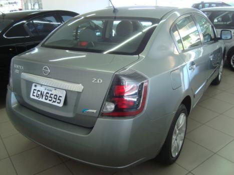 NISSAN Sentra 2.0 16V 4P, Foto 4