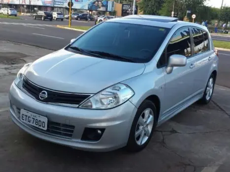 NISSAN Tiida Hatch 1.8 16V 4P SL FLEX, Foto 1