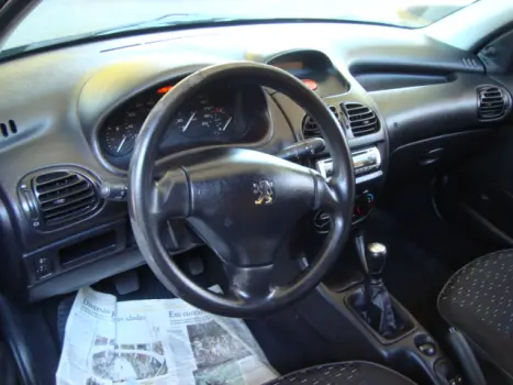 PEUGEOT 206 1.4 4P FLEX, Foto 3