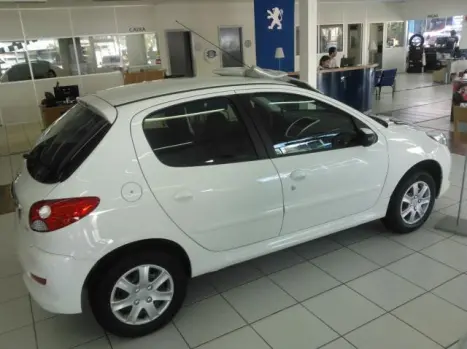 PEUGEOT 207 Hatch 1.4 4P ACTIVE FLEX, Foto 3