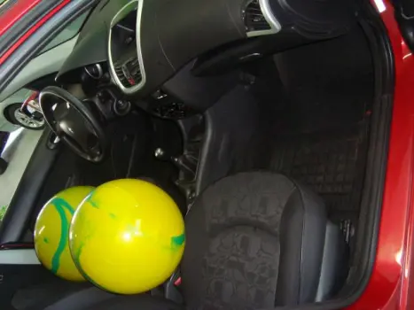 PEUGEOT 207 Hatch 1.4 4P XR FLEX, Foto 3