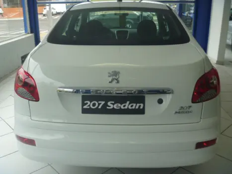 PEUGEOT 207 Sedan 1.4 4P PASSION XR FLEX, Foto 1