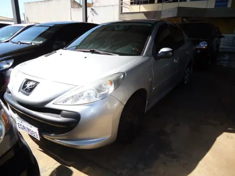 PEUGEOT 207 Sedan 1.4 4P PASSION XR FLEX, Foto 1