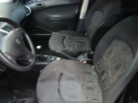 PEUGEOT 207 Sedan 1.4 4P PASSION XR FLEX, Foto 2