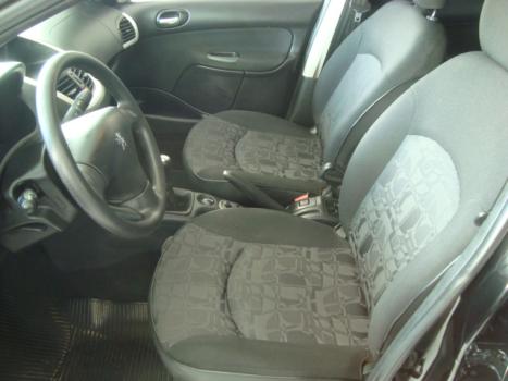 PEUGEOT 207 Sedan 1.4 4P PASSION XR FLEX, Foto 2
