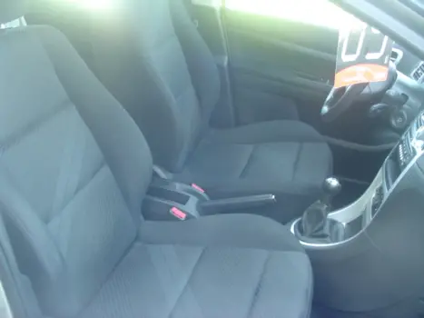 PEUGEOT 307 Hatch 1.6 16V 4P FLEX PRESENCE PACK, Foto 3