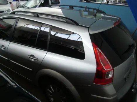 RENAULT Megane Grand Tour 1.6 16V HI-FLEX DYNAMIQUE, Foto 4