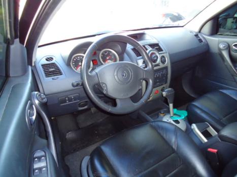 RENAULT Megane Sedan 2.0 16V 4P DYNAMIQUE, Foto 4