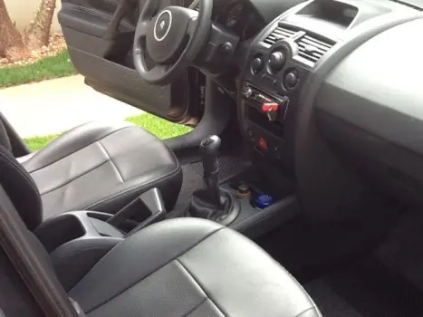 RENAULT Megane Sedan 1.6 16V 4P FLEX EXPRESION, Foto 3