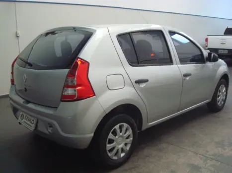 RENAULT Sandero 1.0 16V 4P FLEX AUTHENTIQUE, Foto 4