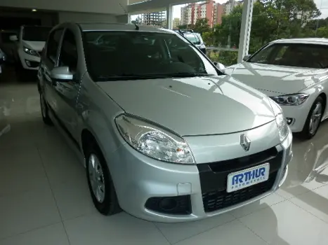 RENAULT Sandero 1.0 16V 4P HI-FLEX EXPRESSION , Foto 2