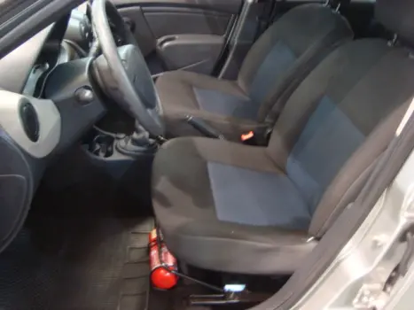 RENAULT Sandero 1.0 16V 4P FLEX AUTHENTIQUE, Foto 3