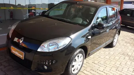 RENAULT Sandero 1.0 16V 4P HI-FLEX EXPRESSION , Foto 1