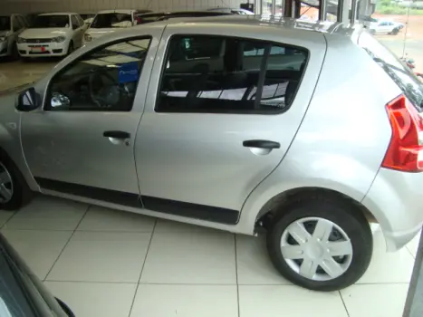 RENAULT Sandero 1.6 4P HI FLEX EXPRESSION , Foto 2