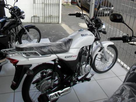 SUZUKI GS 120 , Foto 3