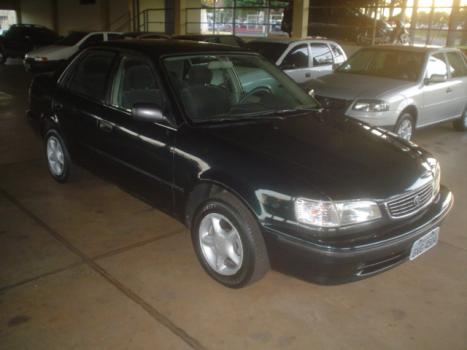 TOYOTA Corolla 1.6 16V 4P XLI, Foto 2