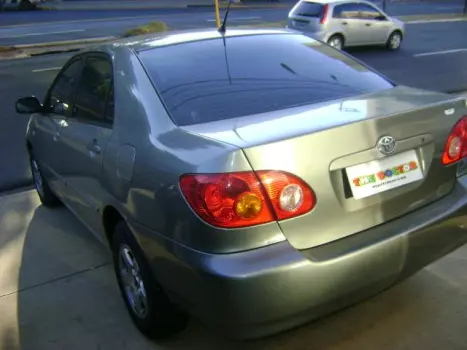 TOYOTA Corolla 1.6 16V 4P XLI, Foto 3