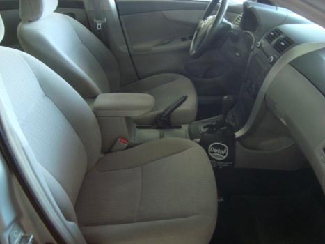 TOYOTA Corolla 1.6 16V 4P XLI, Foto 2